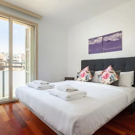 Plaça Catalunya Luxurious 2bedroom with balcony Appartement