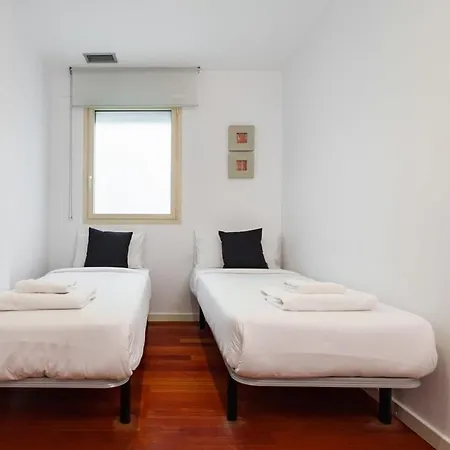 Placa Catalunya Modern 2Bedroom With Balcony