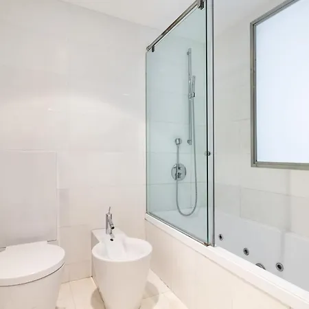Placa Catalunya Modern 2Bedroom With Balcony Barcelona